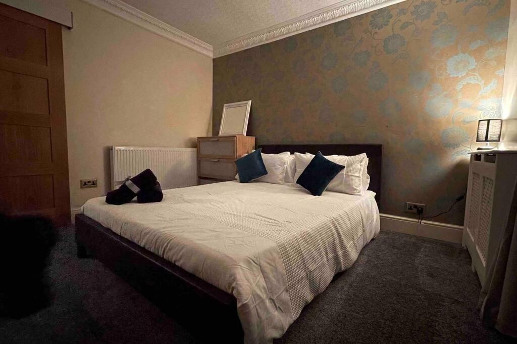 Detached Bungalow II Big Garden II Pet Friendly Villa Hednesford Buitenkant foto