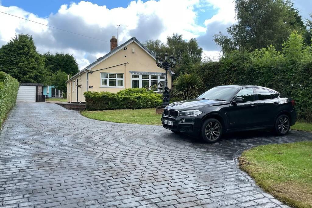 Detached Bungalow II Big Garden II Pet Friendly Villa Hednesford Buitenkant foto